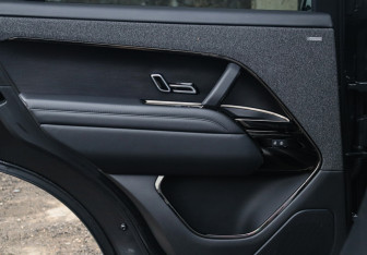 Подержанный автомобиль Land Rover Range Rover Sport 2022 года (9 фото)