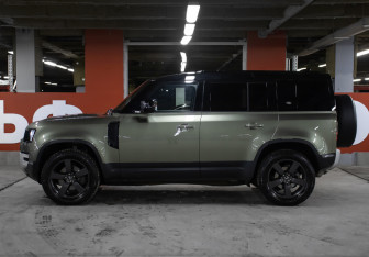 Подержанный автомобиль Land Rover Defender Suv 2021 года (8 фото)