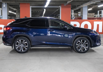 Подержанный автомобиль Lexus RX 2020 года (4 фото)