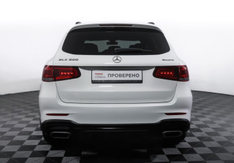 Подержанный автомобиль Mercedes-Benz GLC Coupe 2019 года (6 фото)