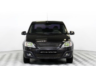 Подержанный автомобиль Renault Logan Sedan 2013 года (2 фото)