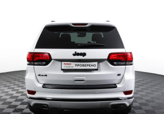 Подержанный автомобиль Jeep Grand Cherokee 2021 года (6 фото)