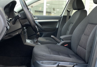 Подержанный автомобиль Skoda Octavia Wagon 2012 года (12 фото)