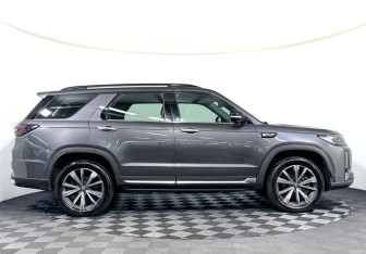 Подержанный автомобиль Changan CS95 2024 года (4 фото)