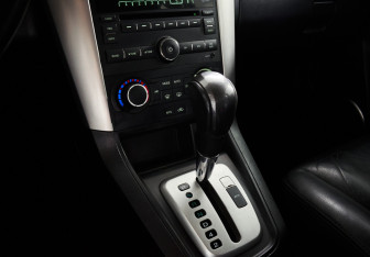 Подержанный автомобиль Chevrolet Captiva 2008 года (13 фото)