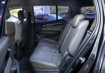 Подержанный автомобиль Chevrolet TrailBlazer 2014 года (8 фото)