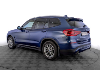Подержанный автомобиль BMW X3 2020 года (7 фото)