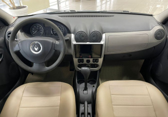 Подержанный автомобиль Renault Logan Sedan 2011 года (11 фото)