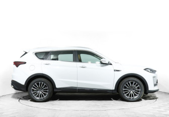 Подержанный автомобиль Jetour X70 Plus 2024 года (4 фото)