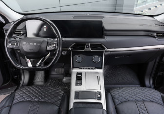 Подержанный автомобиль Exeed TXL 2022 года (14 фото)