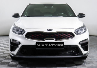 Подержанный автомобиль Kia Cerato Sedan 2020 года (2 фото)