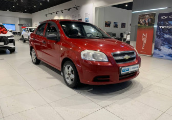 Подержанный автомобиль Chevrolet Aveo Sedan 2008 года (3 фото)