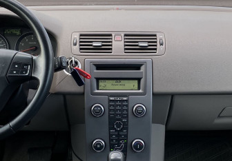 Подержанный автомобиль Volvo C30 2008 года (12 фото)