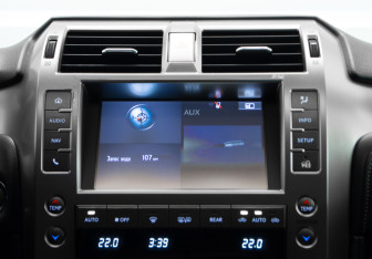Подержанный автомобиль Lexus GX 2015 года (23 фото)