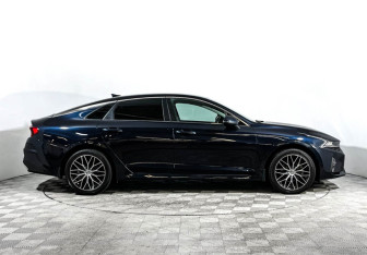 Подержанный автомобиль Kia K5 2020 года (4 фото)