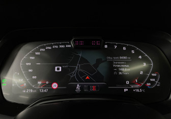 Подержанный автомобиль BMW X6 2020 года (13 фото)
