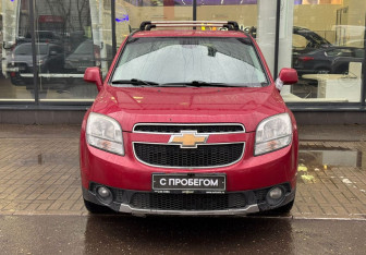 Подержанный автомобиль Chevrolet Orlando 2012 года (2 фото)