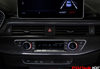 Подержанный автомобиль Audi A5 Coupe 2019 года (14 фото)