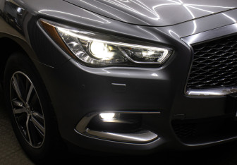 Подержанный автомобиль Infiniti QX60 2019 года (28 фото)