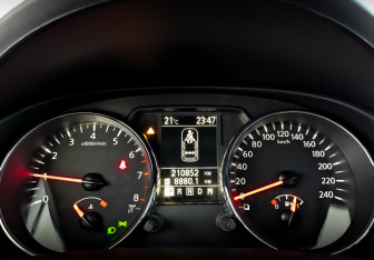 Подержанный автомобиль Nissan Qashqai 2013 года (13 фото)