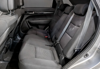 Подержанный автомобиль Kia Sorento 2018 года (12 фото)