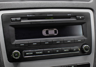 Подержанный автомобиль Skoda Octavia Liftback 2012 года (17 фото)