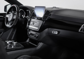 Подержанный автомобиль Mercedes-Benz GLE AMG 2015 года (9 фото)