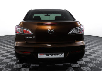 Подержанный автомобиль Mazda 3 Sedan 2012 года (6 фото)