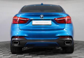 Подержанный автомобиль BMW X6 2018 года (4 фото)
