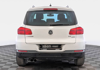 Подержанный автомобиль Volkswagen Tiguan 2012 года (6 фото)