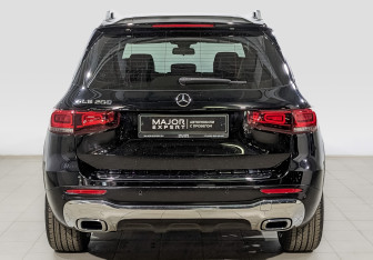 Подержанный автомобиль Mercedes-Benz GLB 2020 года (6 фото)