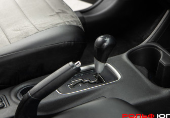 Подержанный автомобиль Mitsubishi Outlander 2013 года (11 фото)