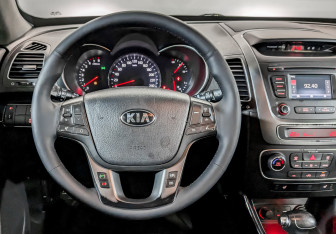Подержанный автомобиль Kia Sorento 2020 года (20 фото)