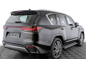 Новый Lexus LX 2024 (2 фото)