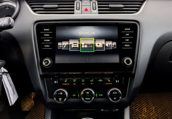 Подержанный автомобиль Skoda Octavia Liftback 2017 года (15 фото)