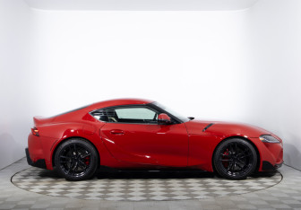 Подержанный автомобиль Toyota Supra 2019 года (4 фото)