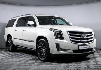 Подержанный автомобиль Cadillac Escalade Suv 2015 года (3 фото)
