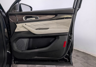 Подержанный автомобиль Exeed VX 2022 года (25 фото)