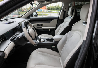 Подержанный автомобиль Jetour Dashing 2023 года (15 фото)