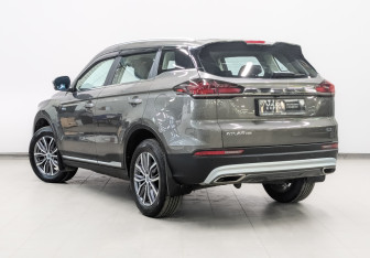 Подержанный автомобиль Geely Atlas Pro 2022 года (7 фото)