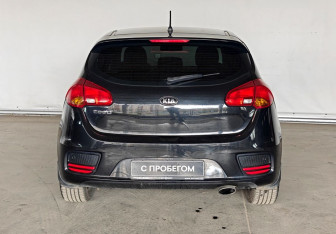Подержанный автомобиль Kia Ceed Hatchback 2016 года (5 фото)
