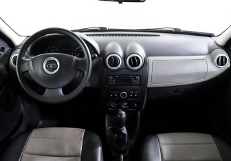 Подержанный автомобиль LADA (ВАЗ) Largus Wagon 2016 года (10 фото)