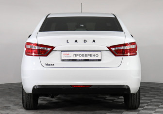 Подержанный автомобиль LADA (ВАЗ) Vesta Sedan 2020 года (6 фото)