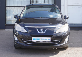 Подержанный автомобиль Peugeot 408 2012 года (2 фото)