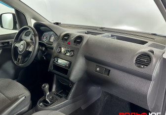 Подержанный автомобиль Volkswagen Caddy Compactvan 2012 года (9 фото)