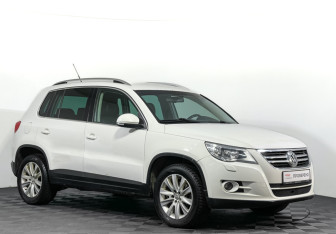 Подержанный автомобиль Volkswagen Tiguan 2010 года (3 фото)