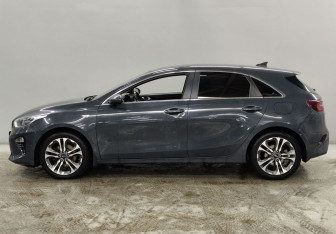 Подержанный автомобиль Kia Ceed Hatchback 2018 года (8 фото)