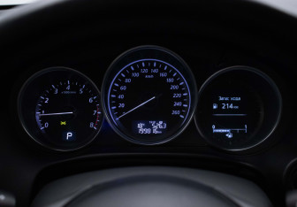 Подержанный автомобиль Mazda CX-5 2013 года (12 фото)