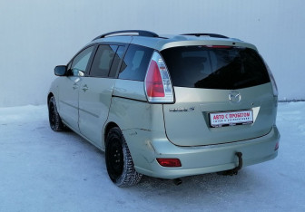 Подержанный автомобиль Mazda 5 2008 года (7 фото)