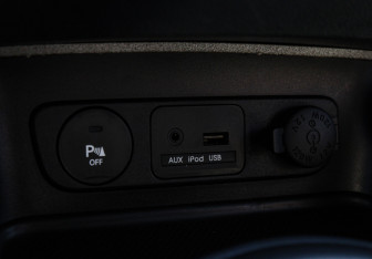 Подержанный автомобиль Kia Sportage 2012 года (17 фото)